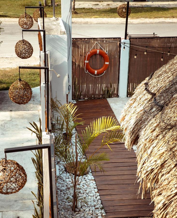 Hotel Y Beach Club Casa Mia Xulha -Bacalar Xul-Ha Eksteriør billede